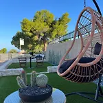 Octavia Aparthotel 4*